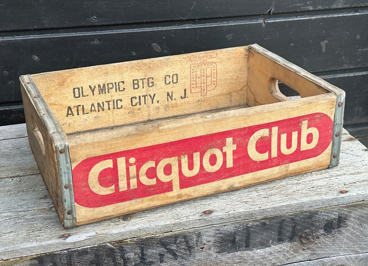 Clicquot Club Getränkekiste - 1964