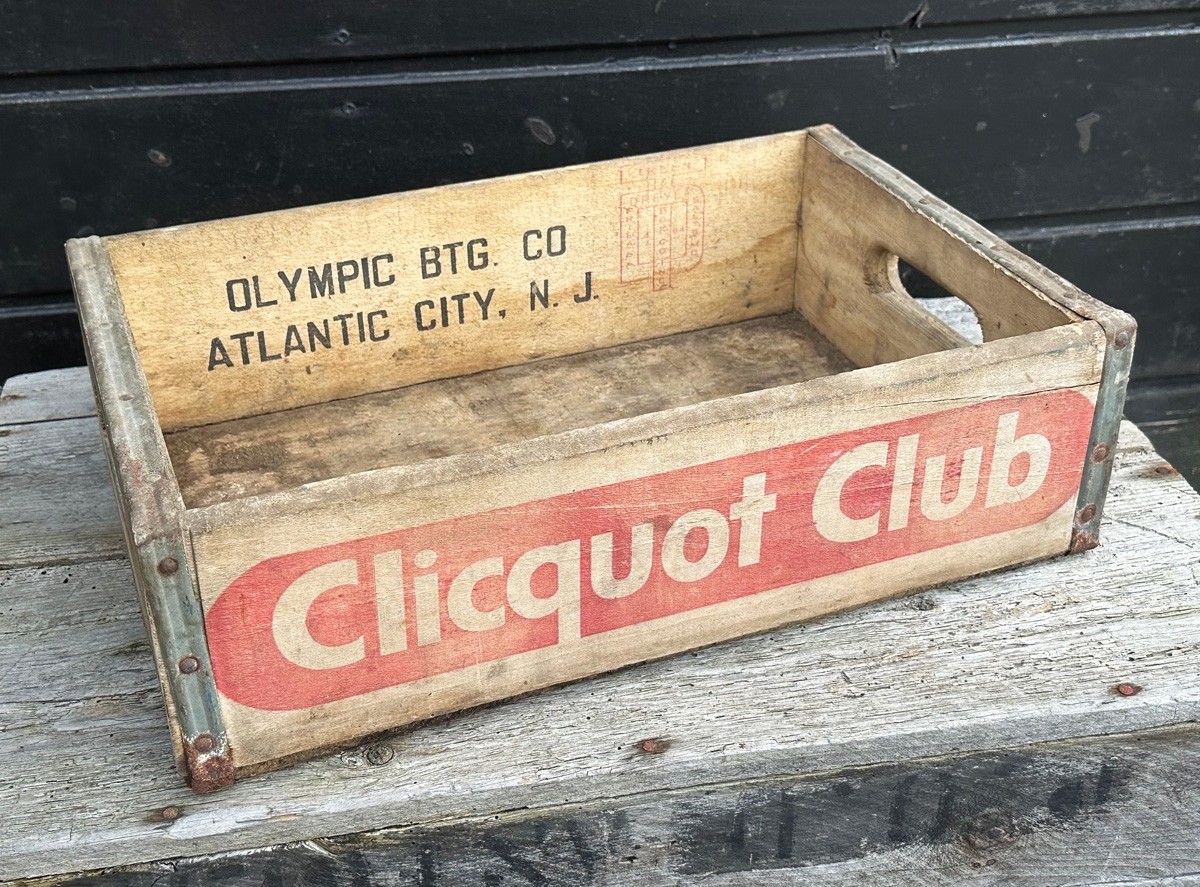 Clicquot Club Getränkekiste - 1964