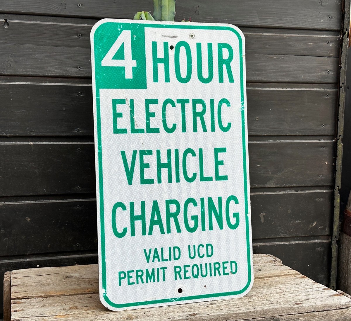 4 Hour Electric Vehicle Charging Verkehrsschild