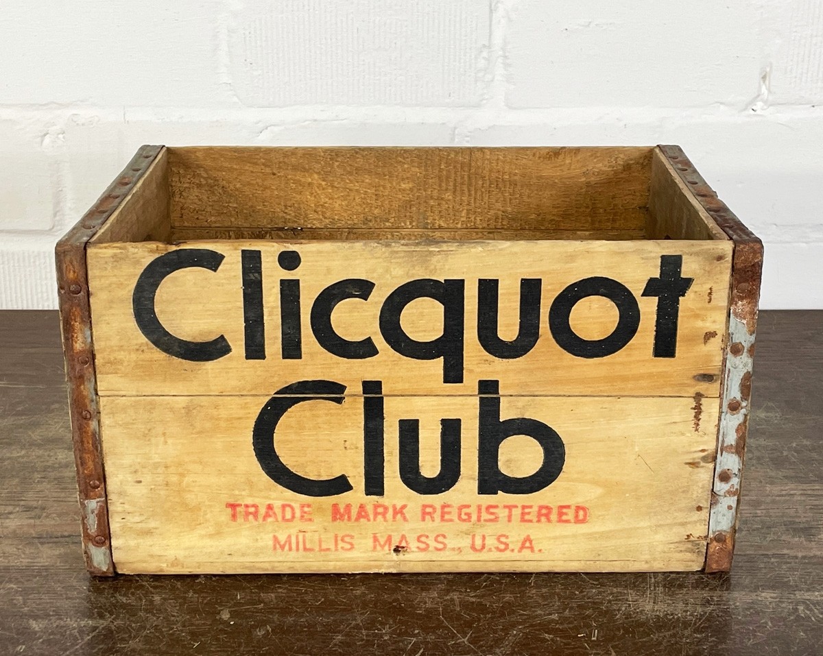 Clicquot Club Getränkekiste