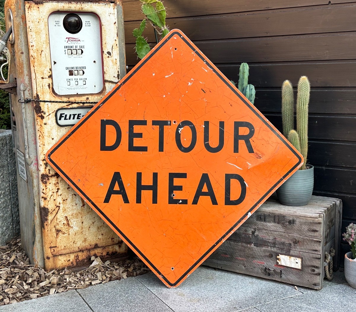 XXL Detour Ahead Schild