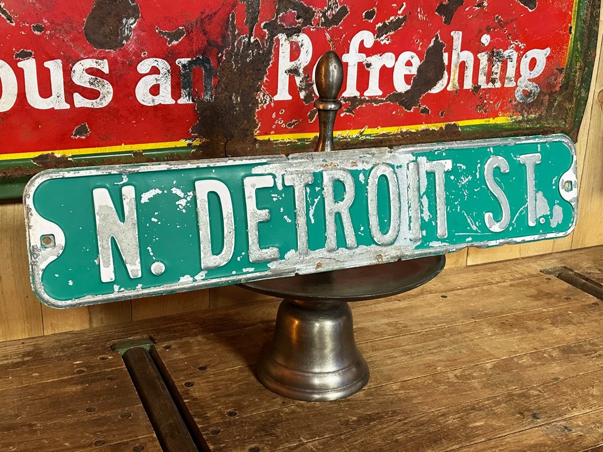 1960´s N. Detroit St. Straßenschild