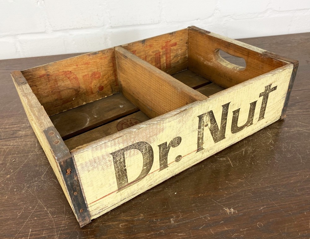 Original Soda Crate - Dr. Nut Getränkekiste