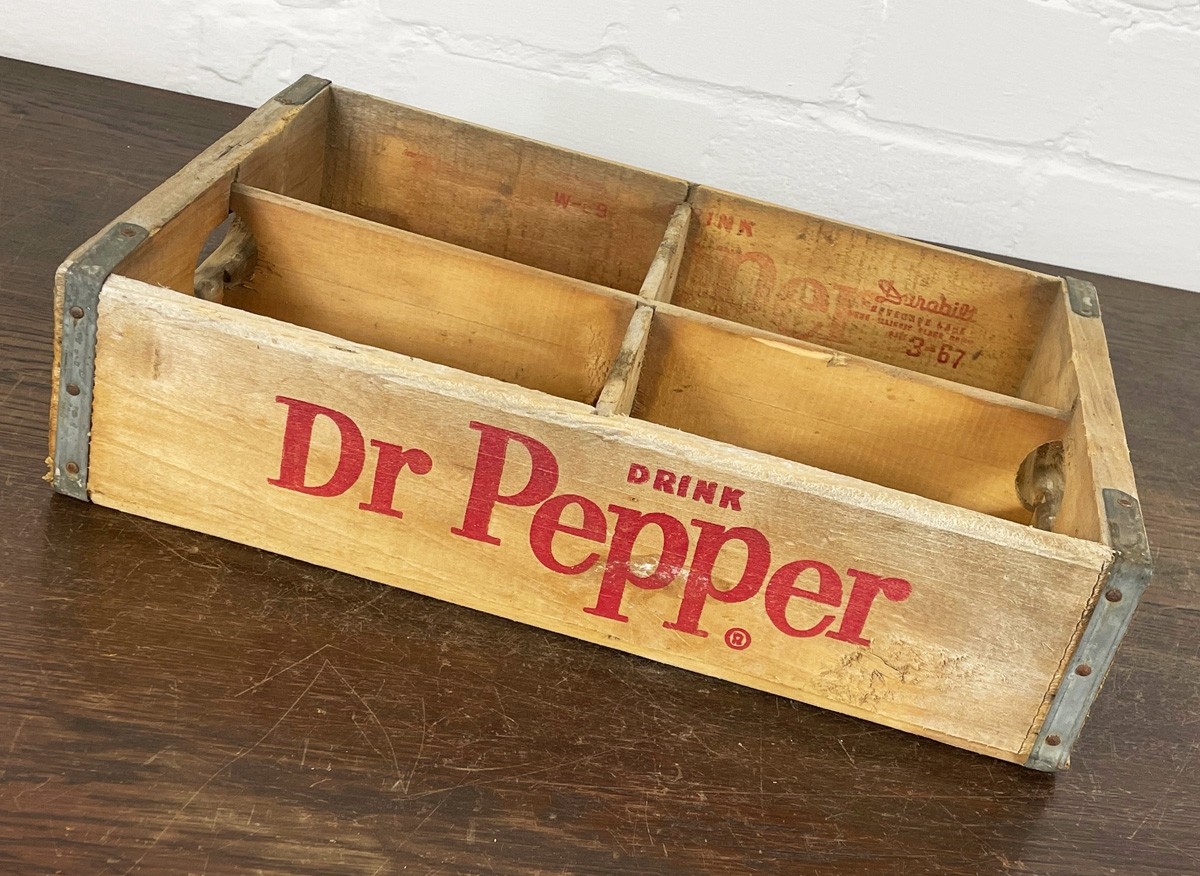 Dr. Pepper Getränkekiste - 1967