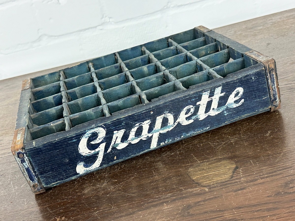 Original Soda Crate - Grapette Soda Getränkekiste