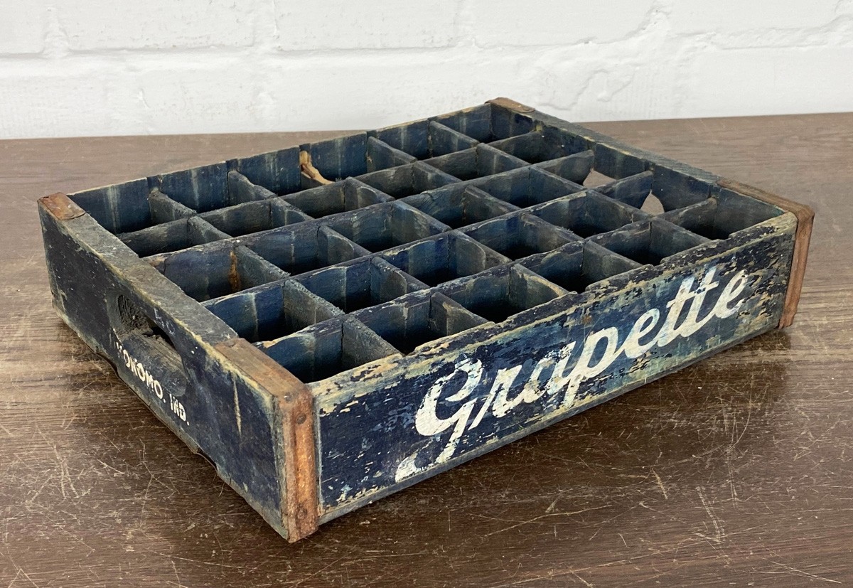 Original Soda Crate - Grapette Soda Getränkekiste