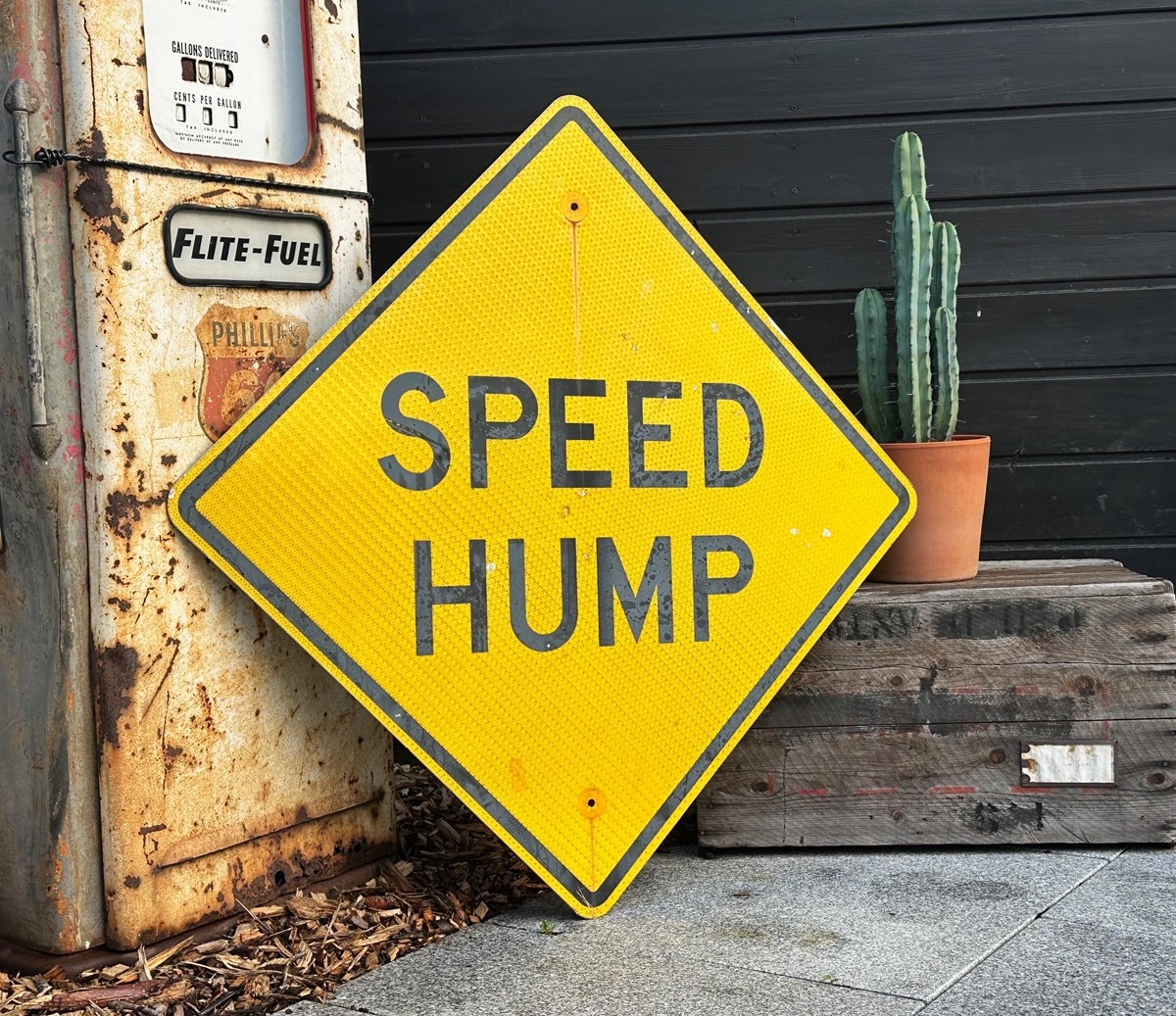 XXL Speed Hump Verkehrsschild