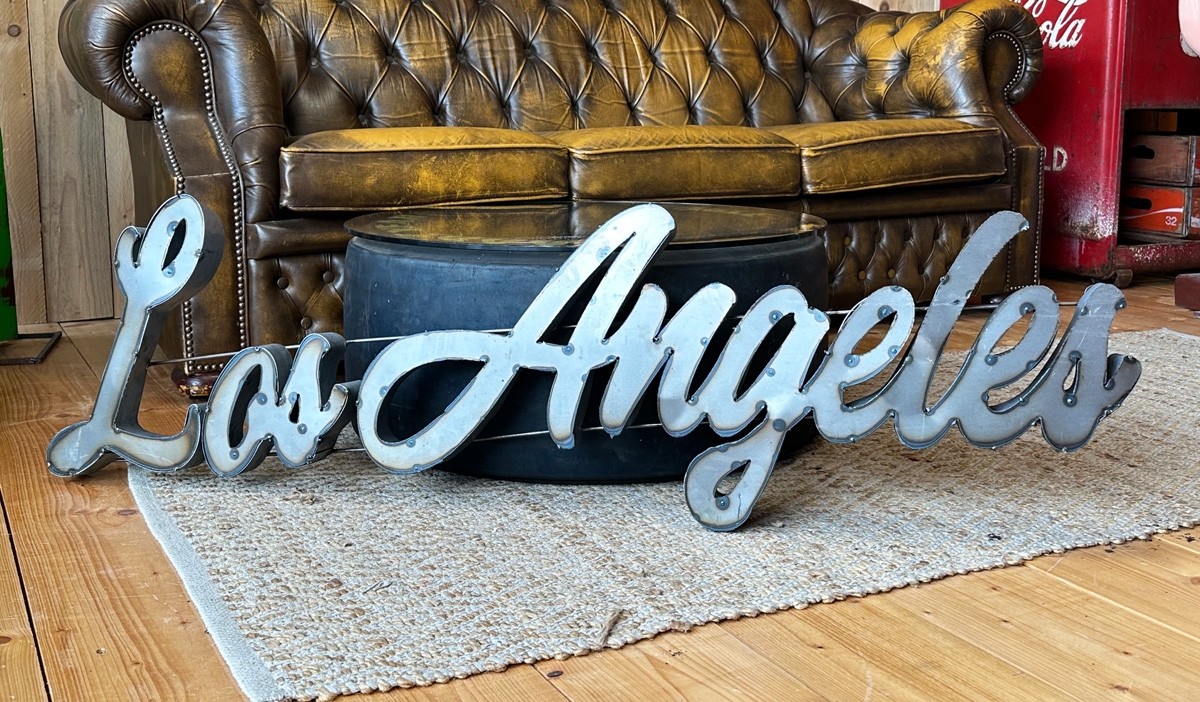 XXXL Los Angeles Schriftzug