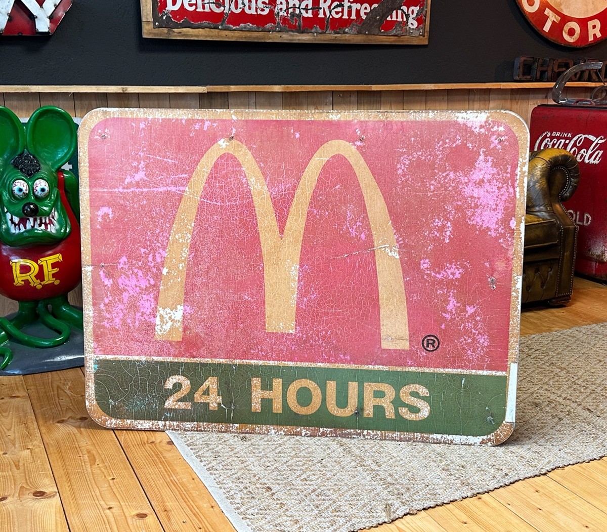 XXL Mc Donalds 24 Hours Schild