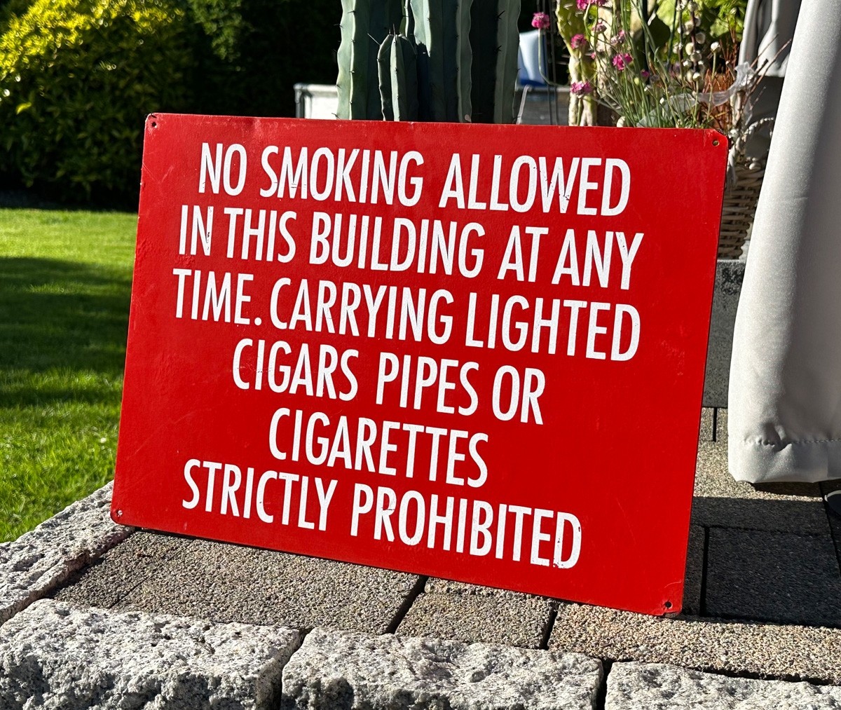 1970s No Smoking Allowed in this Building Schild