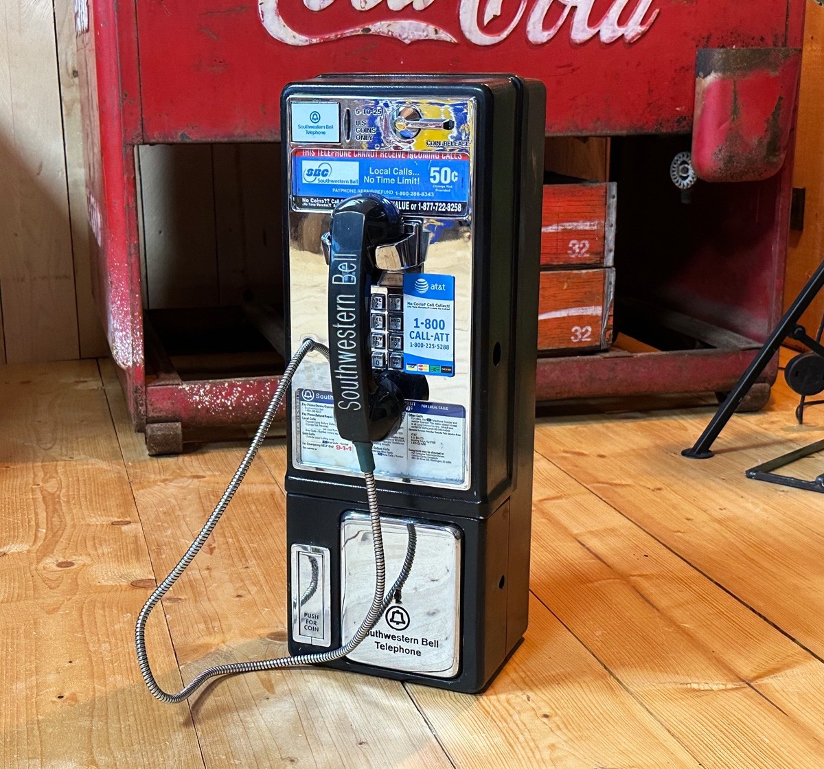 1980s US Western Electric Payphone