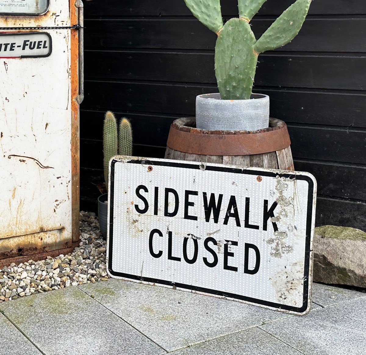 Sidewalk Closed Verkehrsschild