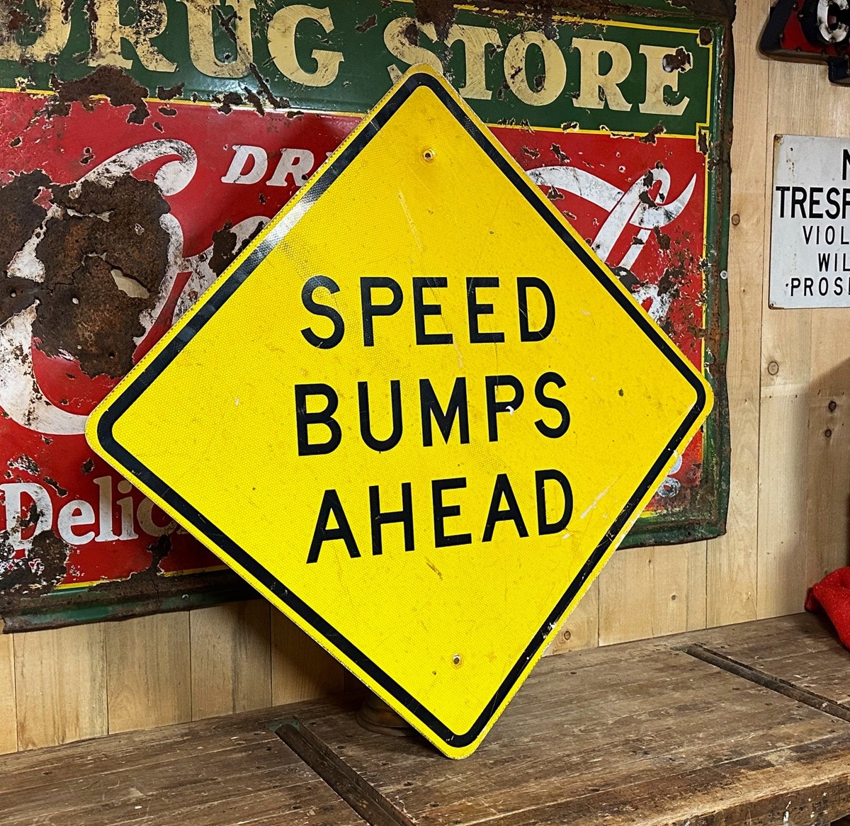 XXL Speed Bumps Ahead Verkehrsschild