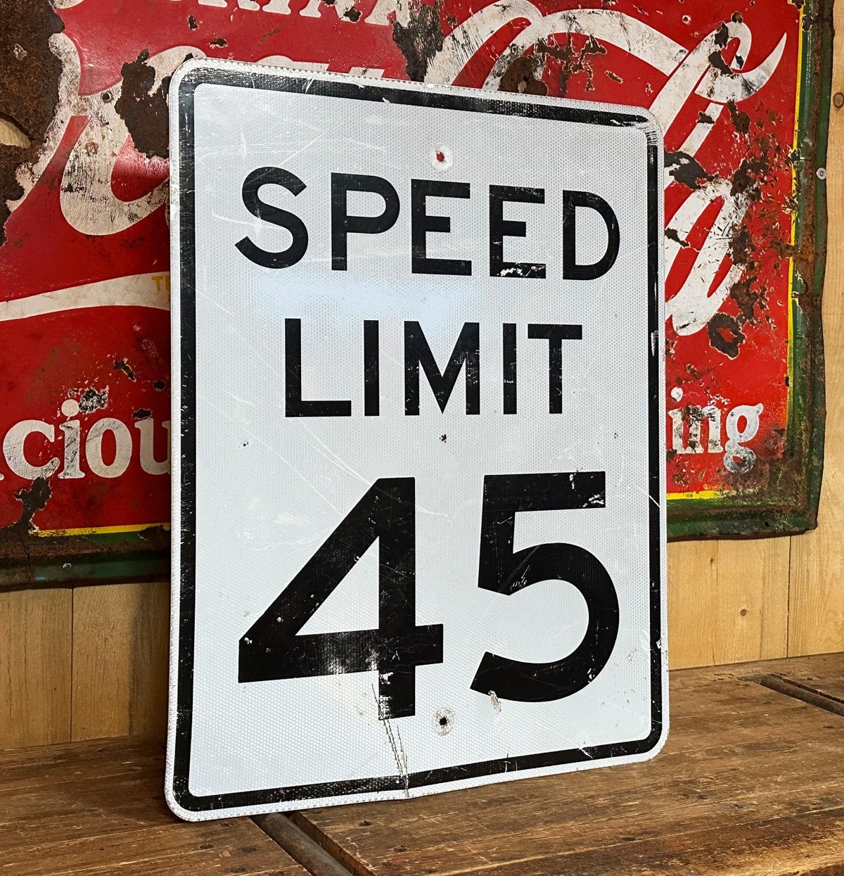Speed Limit 45 Verkehrsschild