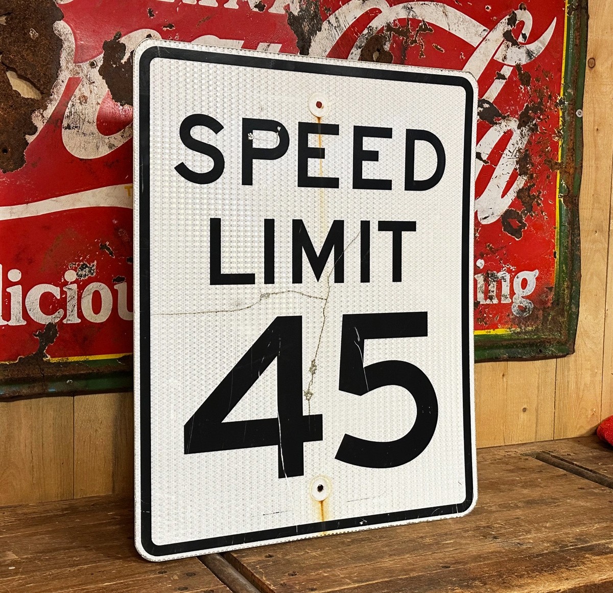 Speed Limit 45 Verkehrsschild