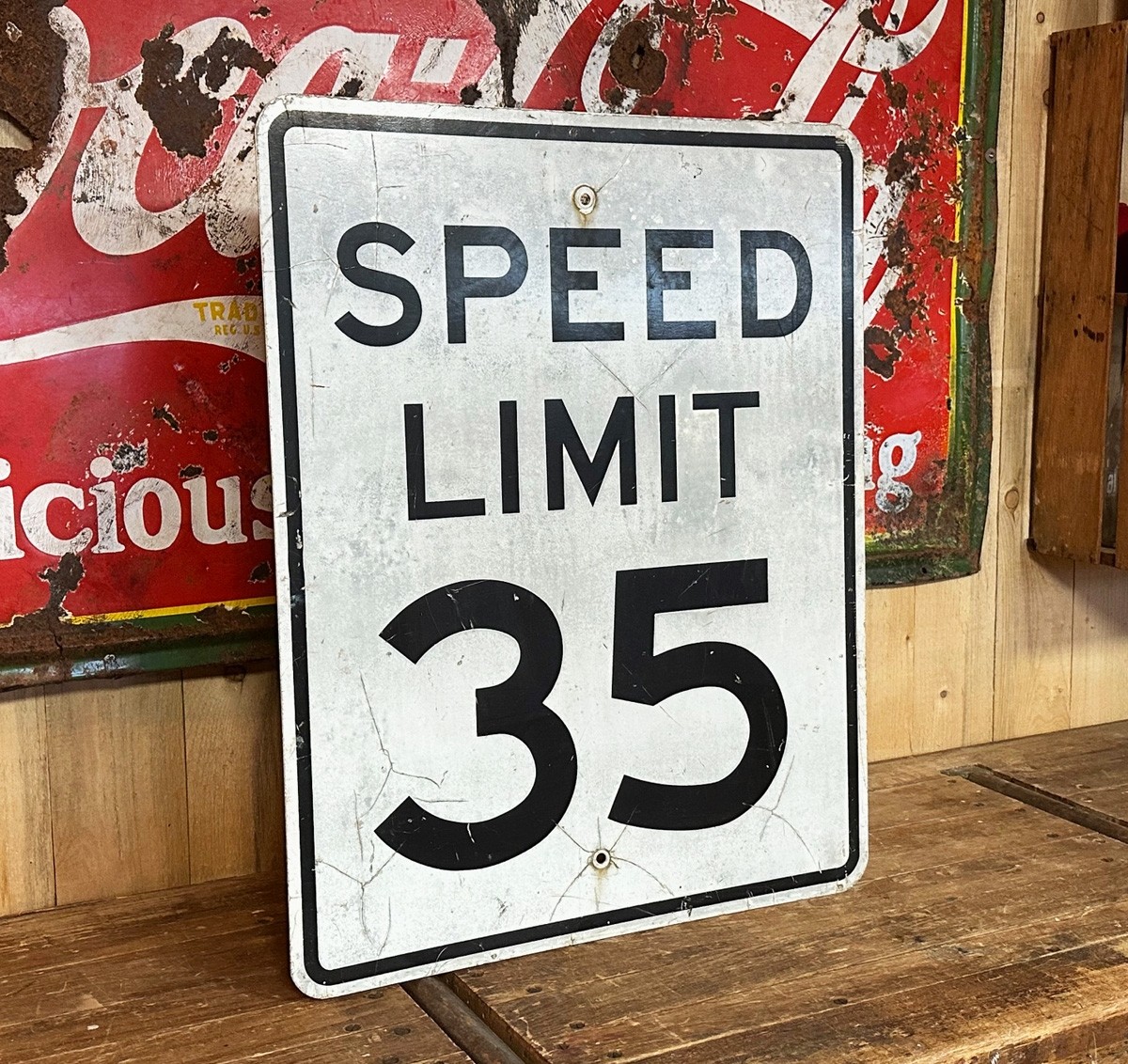 Speed Limit 35 Verkehrsschild