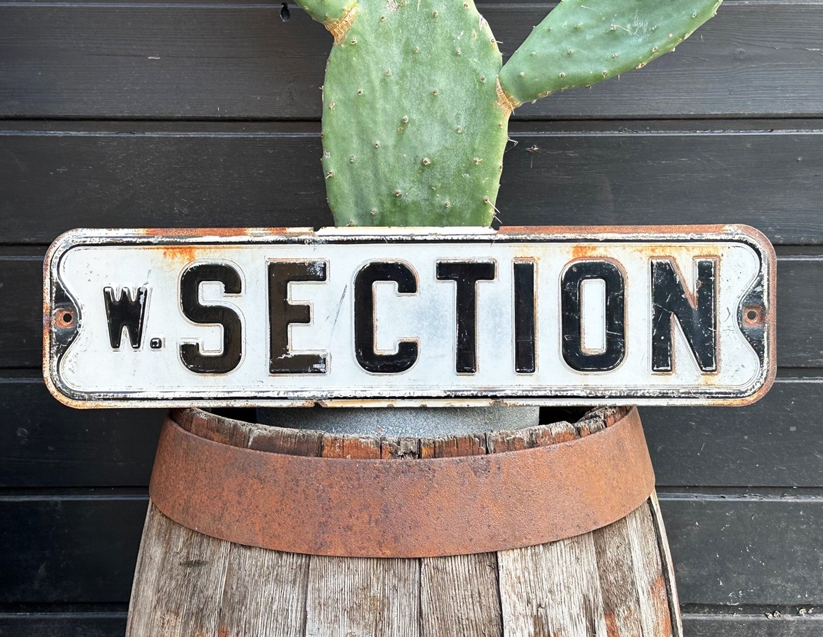 1950´s W. SECTION Straßenschild