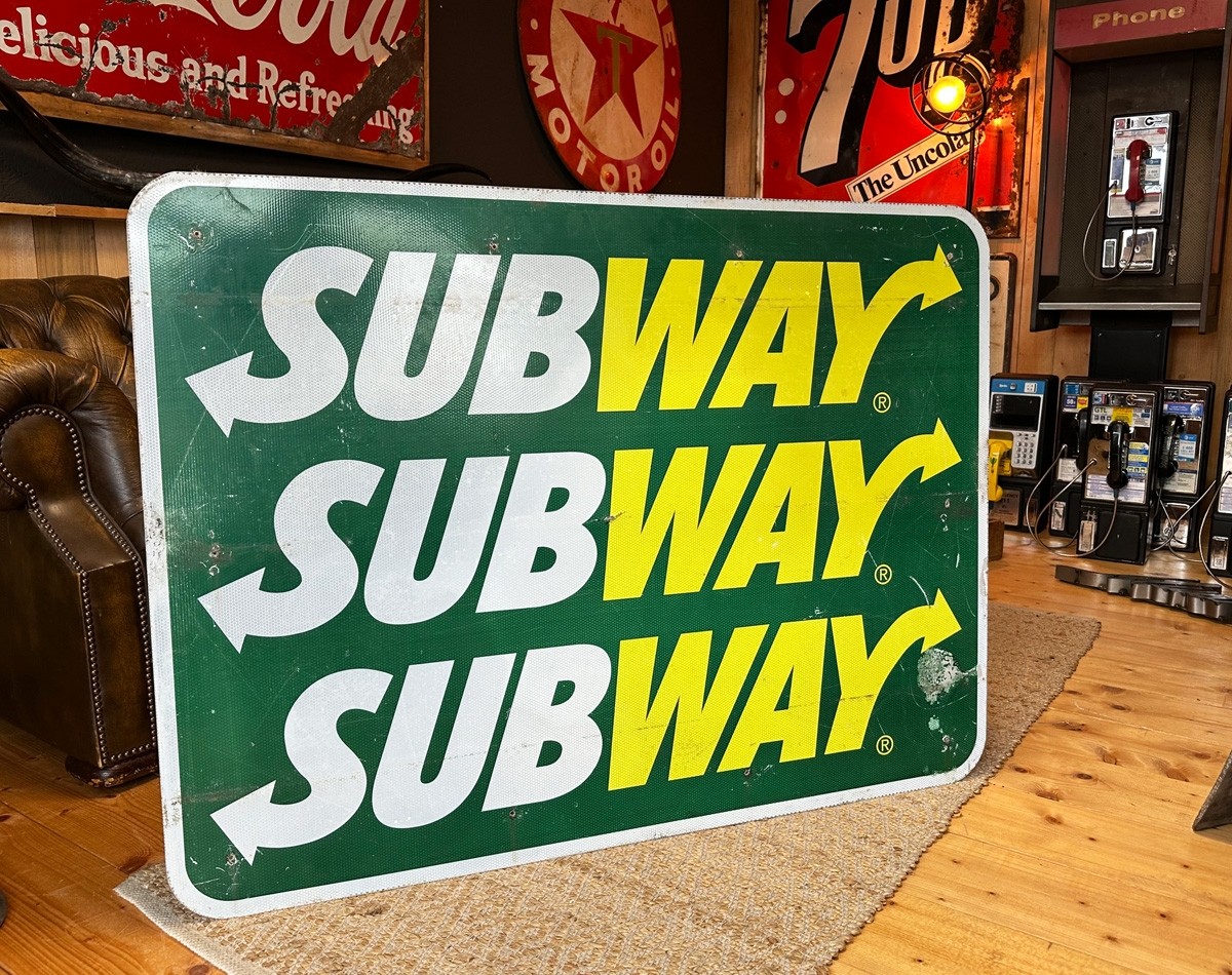 XXL Subway Schild