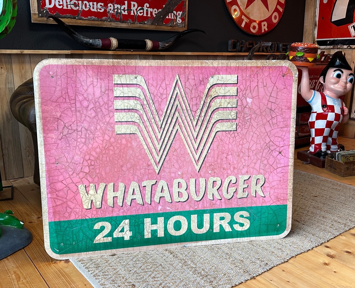XXL Whataburger 24 Hours Schild