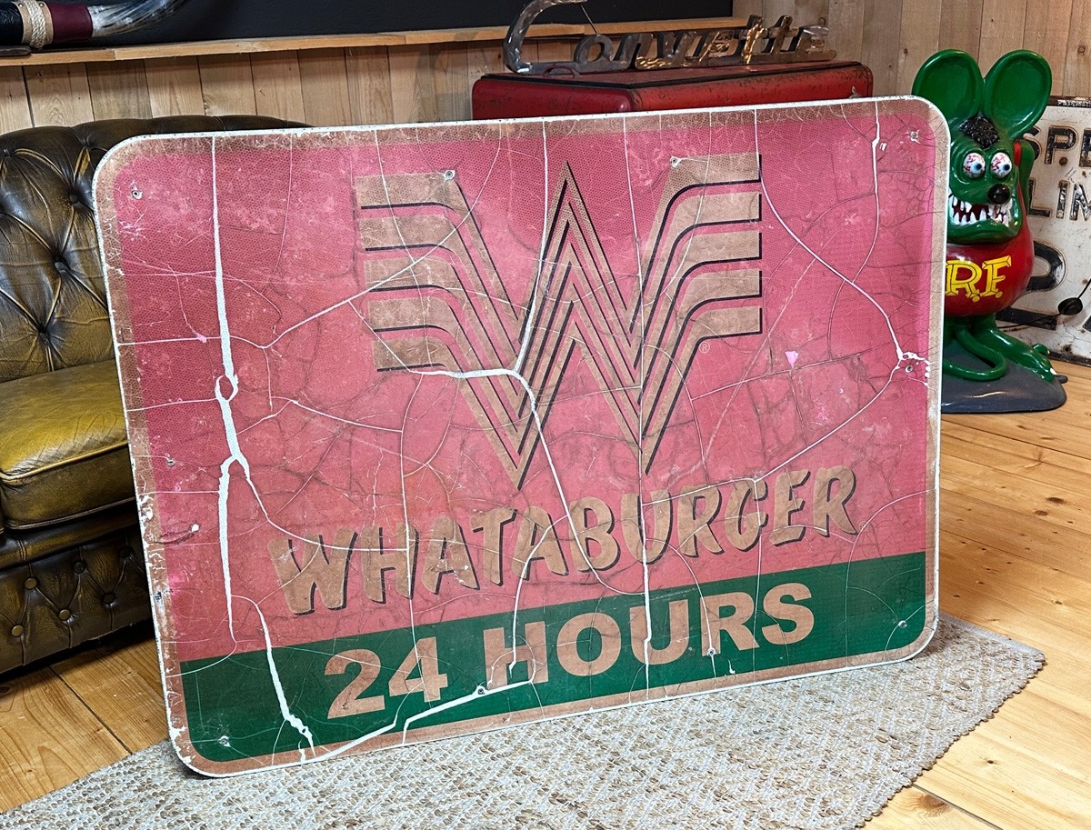 XXL Whataburger 24 Hours Schild