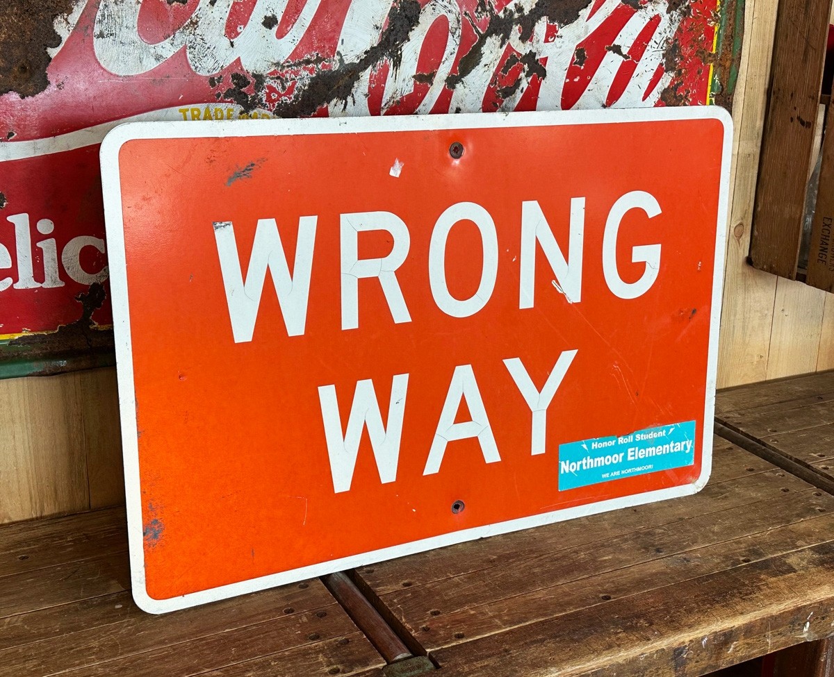 Wrong Way Verkehrsschild