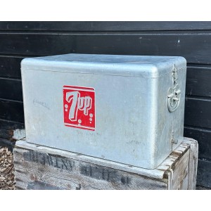 Seven Up Aluminium Picnic Cooler