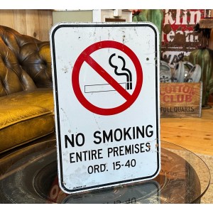 No Smoking Hinweisschild