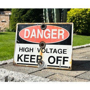 Danger - High Voltage Keep Off Emailschild
