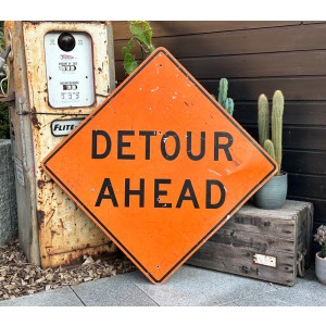 XXL Detour Ahead Schild