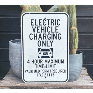 Electric Vehicle Charging Only Verkehrsschild