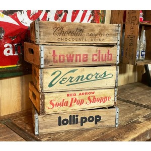 Lolli Pop, Red Arrow, Vernors, Towne Club & Chocolat Royal Getränkekisten Set