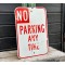 No Parking Any Time Verkehrsschild
