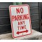 No Parking Any Time Verkehrsschild