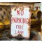 No Parking Fire Lane Verkehrsschild