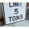 Weight Limit 5 Tons Verkehrsschild