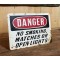 Danger - No Smoking, Matches or Open Lights Schild