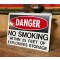 Danger - No Smoking Schild