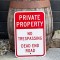 Private Property - No Trespassing Dead End Road Schild