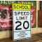 School Speed Limit 20 Verkehrsschild