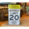 XL School Speed Limit 20 Verkehrsschild