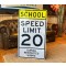 XL School Speed Limit 20 Verkehrsschild