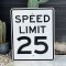 Speed Limit 25 Verkehrsschild